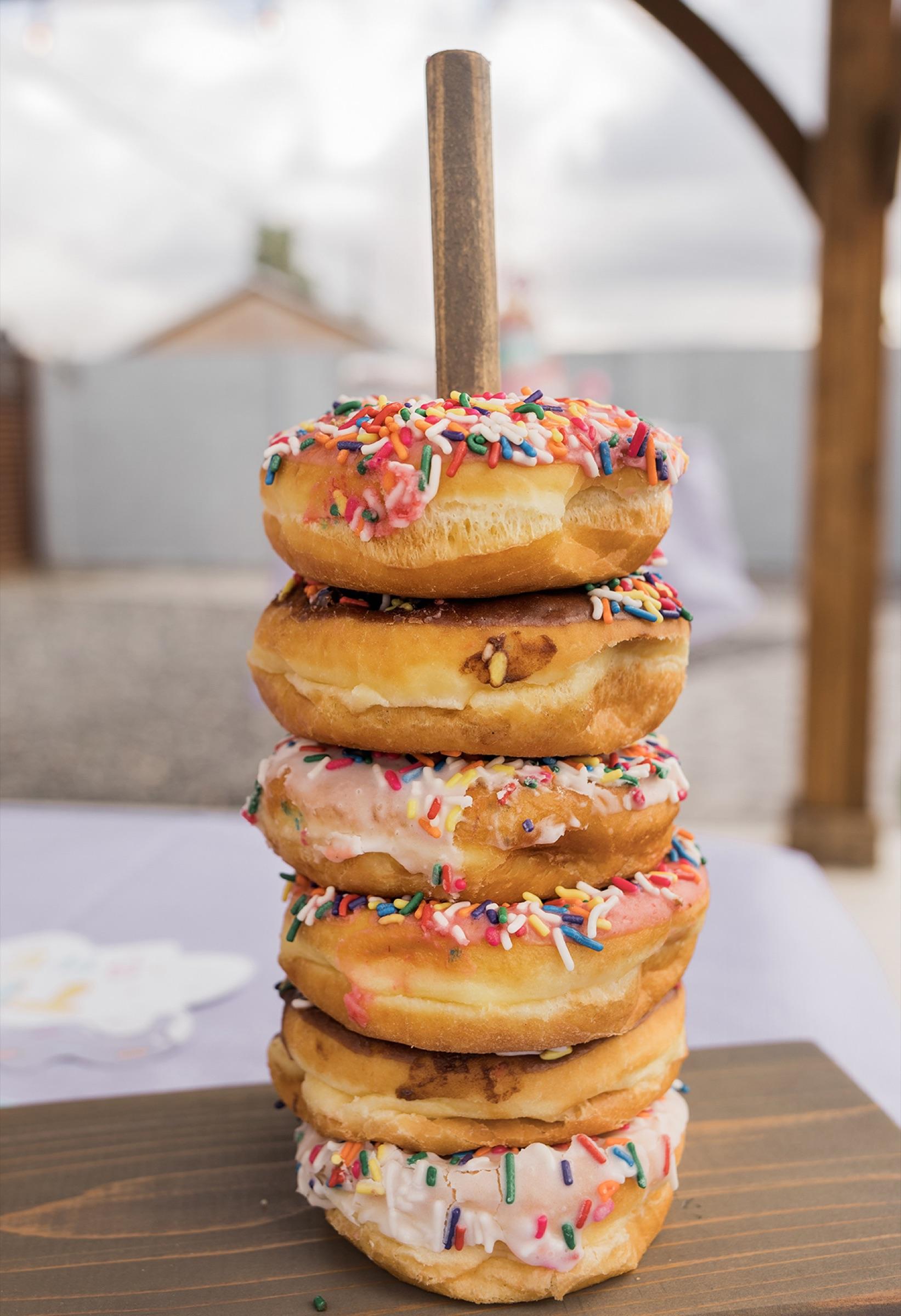 Donut Display Stand thumbnail 2