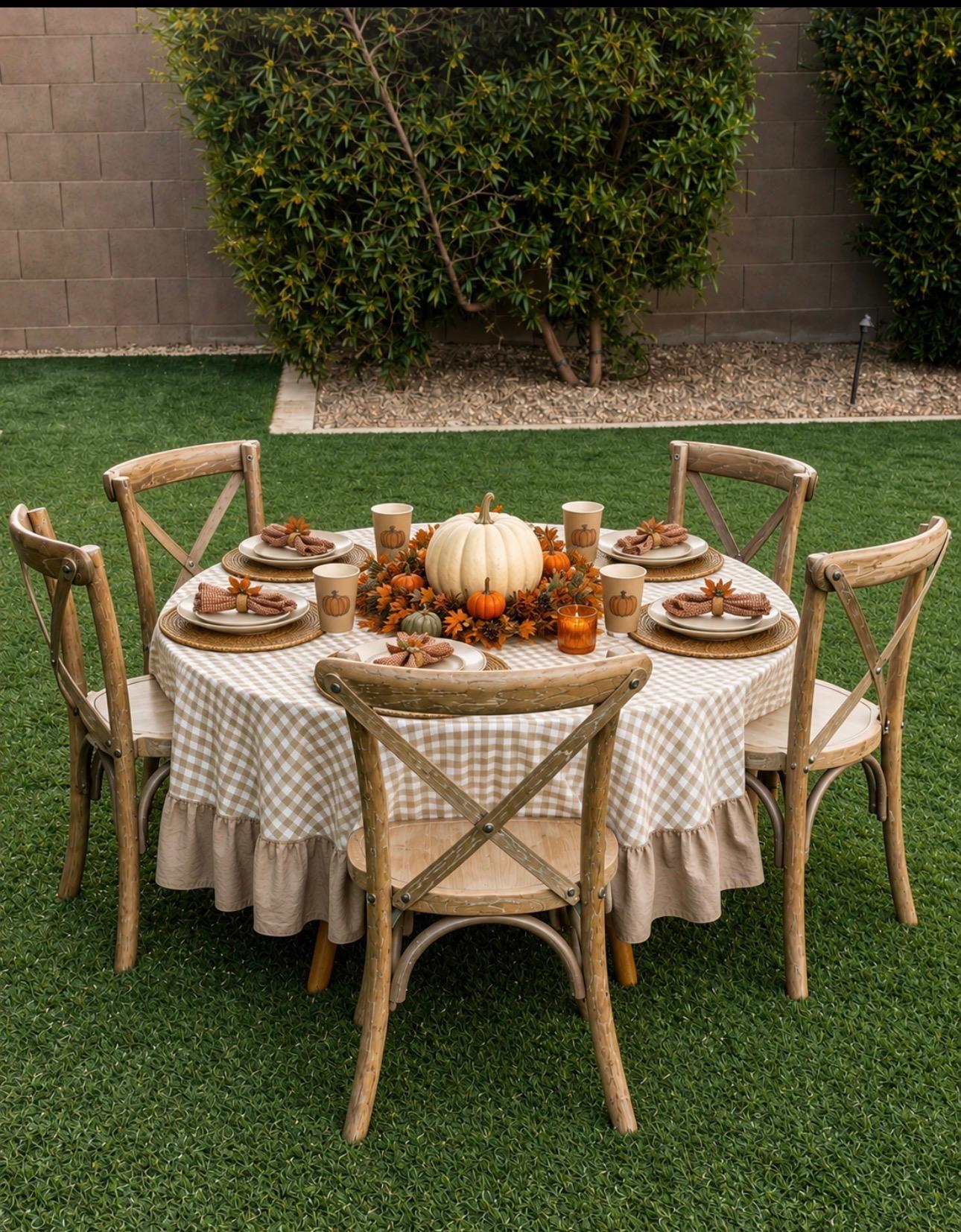 Harvest Pumpkin Table